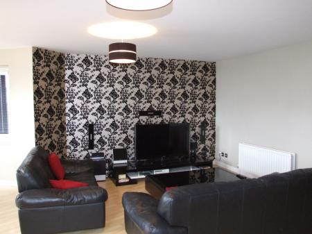 2 bedroom Flat to let in Bannermill Place, The Beach, Aberdeen, AB24
