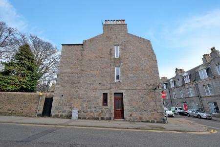 2 bedroom Flat for sale in 12 Craigie Loanings, Aberdeen, AB25