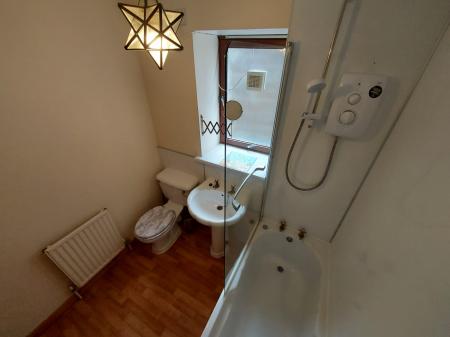 2 bedroom Flat to let in Society Court, Society Lane, Woodside, Aberdeen, AB24