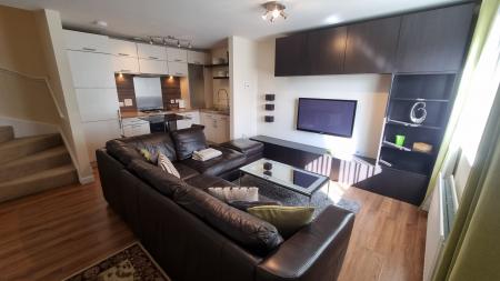 2 bedroom Terraced House to let in Bellfield View, Kingswells, Aberdeen, AB15