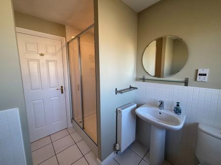 3 bedroom Detached house to let in McFadden Crescent, Kintore, AB51