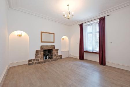 3 bedroom Flat for sale in Albert Street, Rosemount, Aberdeen, AB25