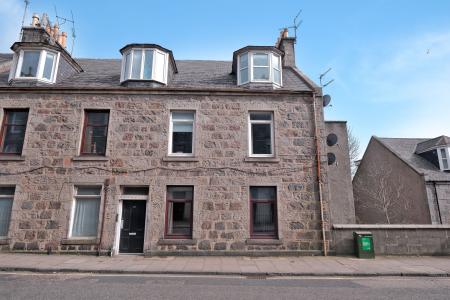3 bedroom Flat for sale in Albert Street, Rosemount, Aberdeen, AB25