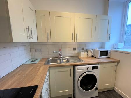 1 bedroom Flat to let in Market Street, The City Centre, Aberdeen, AB11