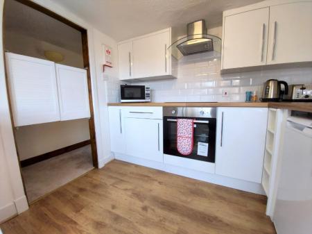 3 bedroom Flat to let in Castle Street, Aberdeen, AB11