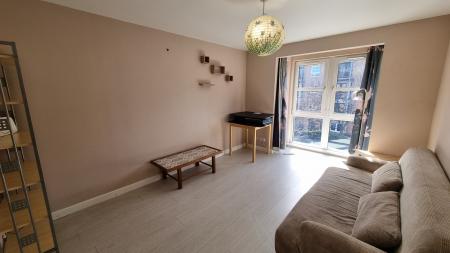 2 bedroom Flat to let in Bannermill Place, The Beach, Aberdeen, AB24