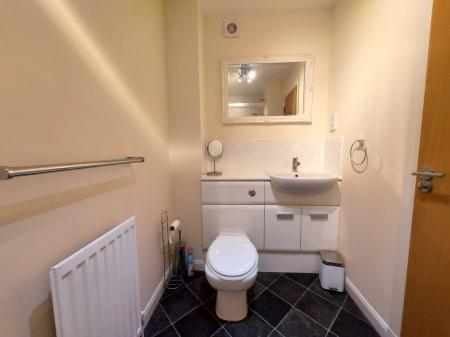 2 bedroom Flat to let in Tailor Place, Hilton, Aberdeen, AB24