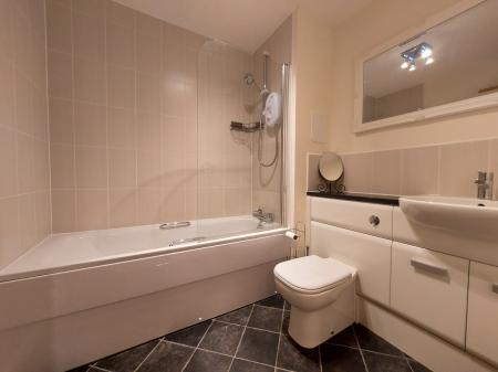 2 bedroom Flat to let in Tailor Place, Hilton, Aberdeen, AB24