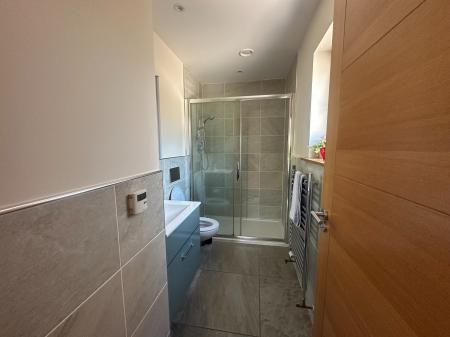 2 bedroom Flat to let in High Street, Banchory, AB31