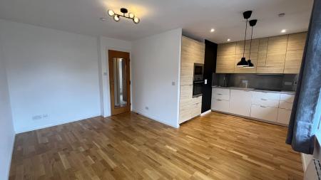 2 bedroom Flat to let in Huntly Mews, Aboyne, AB34