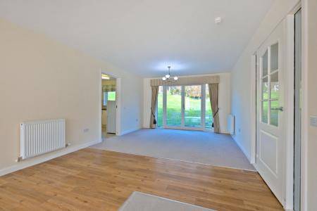 2 bedroom Flat for sale in East Park, Banchory, AB31