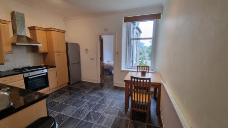 1 bedroom Flat to let in Great Western Place, Aberdeen, AB10