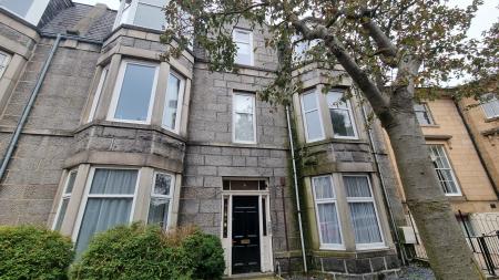 1 bedroom Flat to let in Great Western Place, Aberdeen, AB10