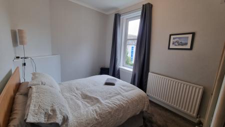 1 bedroom Flat to let in Great Western Place, Aberdeen, AB10