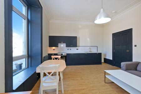 2 bedroom Flat for sale in 5 Caroline Place, Rosemount, Aberdeen, AB25