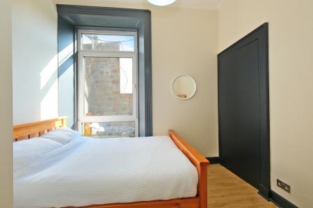 2 bedroom Flat for sale in 5 Caroline Place, Rosemount, Aberdeen, AB25