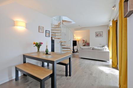 3 bedroom Flat for sale in Flat 7 120 Rosemount Place, Rosemount, Aberdeen, AB25