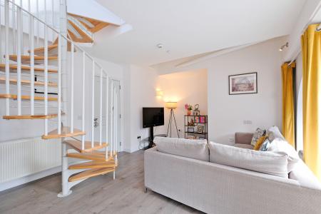 3 bedroom Flat for sale in Flat 7 120 Rosemount Place, Rosemount, Aberdeen, AB25