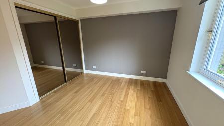 2 bedroom Flat to let in Kirk Brae, Cults, Aberdeen, AB15
