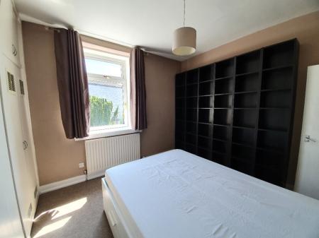 1 bedroom Flat to let in Sinclair Road, Torry, Aberdeen, AB11