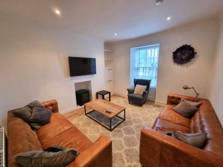 2 bedroom Flat to let in Diamond Street, The City Centre, Aberdeen, AB10