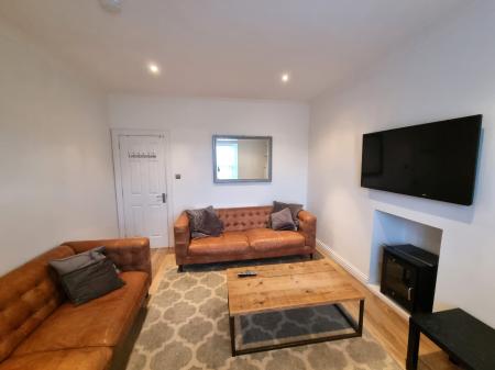 2 bedroom Flat to let in Diamond Street, The City Centre, Aberdeen, AB10