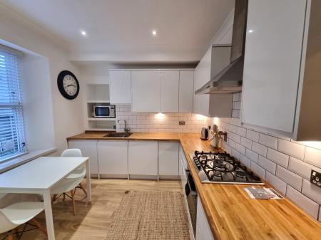 2 bedroom Flat to let in Diamond Street, The City Centre, Aberdeen, AB10