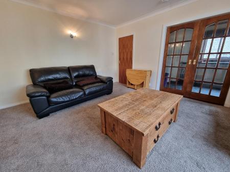 3 bedroom Flat to let in Linksfield Place, Pittodrie, Aberdeen, AB24