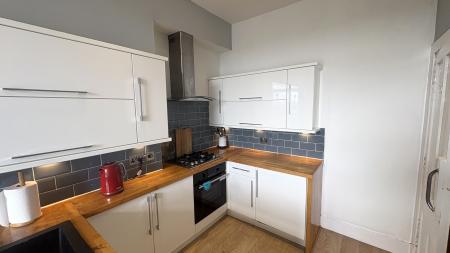 1 bedroom Flat to let in Rosemount Place, Rosemount, Aberdeen, AB25