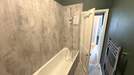 1 bedroom Flat to let in Rosemount Place, Rosemount, Aberdeen, AB25