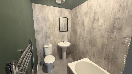 1 bedroom Flat to let in Rosemount Place, Rosemount, Aberdeen, AB25