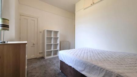 1 bedroom Flat to let in Wallfield Crescent, Rosemount, Aberdeen, AB25