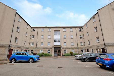 2 bedroom Flat for sale in Charles Street, Aberdeen, AB25
