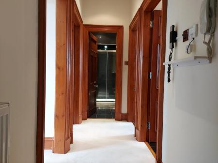 2 bedroom Flat to let in Forest Avenue, The West End, Aberdeen, AB15