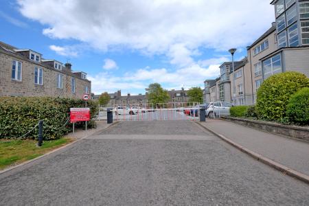 2 bedroom Flat for sale in Dee Village, Millburn Street, The City Centre, Aberdeen, AB11