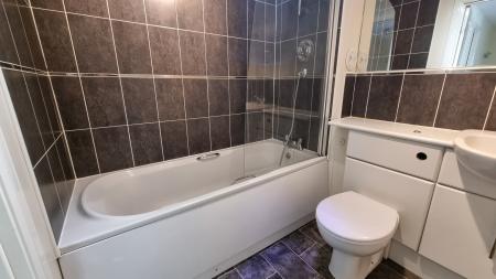 2 bedroom Flat to let in Virginia Street, Aberdeen, AB11