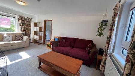 3 bedroom Semi-detached house to let in Burnett Road, Kemnay, AB51
