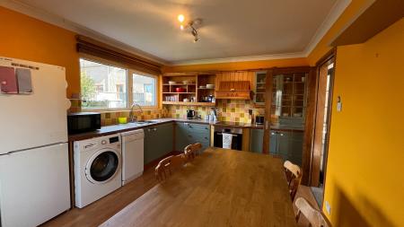 3 bedroom Semi-detached house to let in Burnett Road, Kemnay, AB51