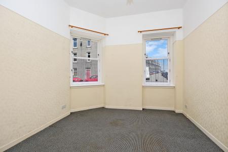 2 bedroom Flat for sale in Urquhart Road, Aberdeen, AB24
