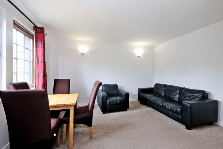 2 bedroom Flat for sale in George Street, The City Centre, Aberdeen, AB25