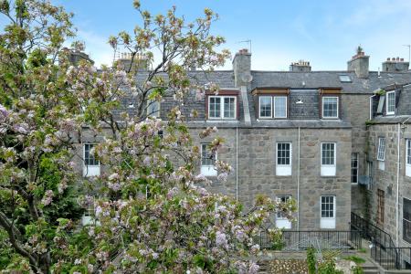 2 bedroom Flat for sale in George Street, The City Centre, Aberdeen, AB25