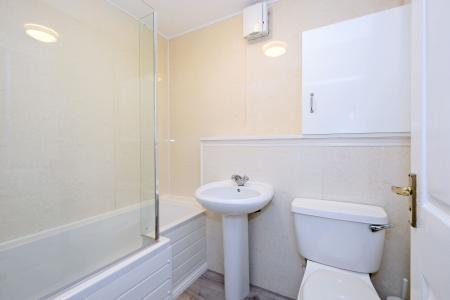 2 bedroom Flat for sale in George Street, The City Centre, Aberdeen, AB25
