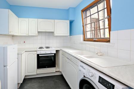 2 bedroom Flat for sale in George Street, The City Centre, Aberdeen, AB25