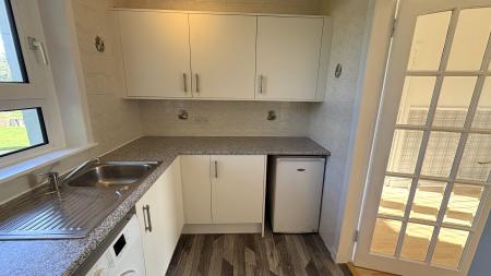 2 bedroom Flat to let in Anderson Road, Hilton, Aberdeen, AB24