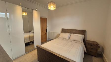 2 bedroom Flat to let in Hilton Street, Hilton, Aberdeen, AB24