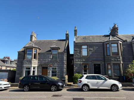 2 bedroom Flat to let in Hilton Street, Hilton, Aberdeen, AB24