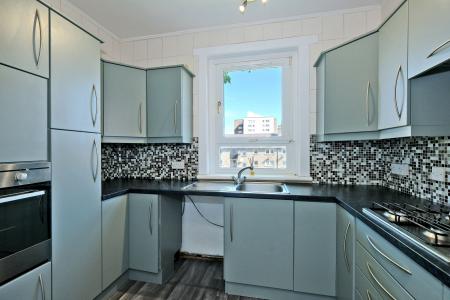2 bedroom Ground floor maisonette for sale in Clifton Road, Hilton, Aberdeen, AB24