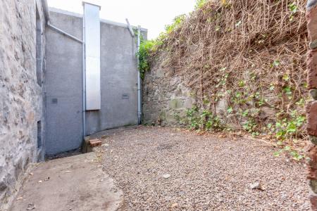 1 bedroom Flat to let in Holburn Street, The City Centre, Aberdeen, AB10