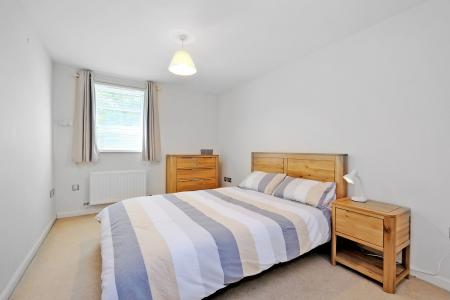 2 bedroom Flat for sale in Great Western Road, The City Centre, Aberdeen, AB10