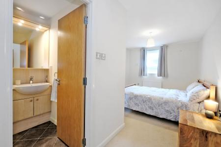 2 bedroom Flat for sale in Great Western Road, The City Centre, Aberdeen, AB10